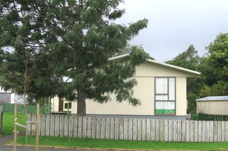 Photo of property in 16 Afton Place, Ranui, Auckland, 0612