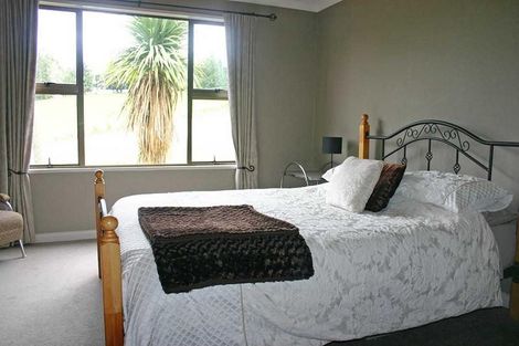 Photo of property in 1 Brown Road, Lawrence, 9593