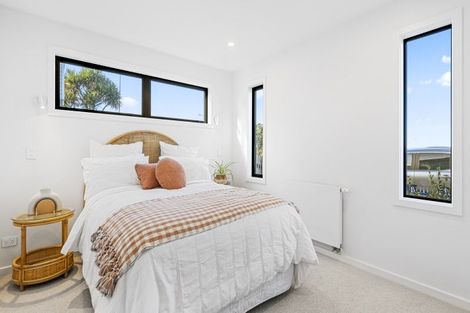 Photo of property in 239 The Esplanade, Petone, Lower Hutt, 5012