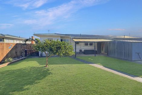 Photo of property in 42 Rugby Street, Levin, 5510