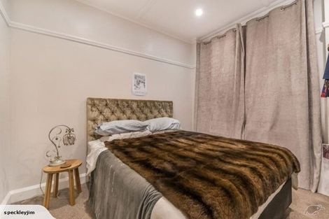 Photo of property in 3/246 Oriental Parade, Oriental Bay, Wellington, 6011