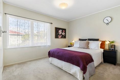 Photo of property in 20 Arosa Place, Forrest Hill, Auckland, 0620