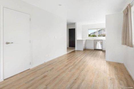 Photo of property in 11 Apple Orchard Way, Sunnyvale, Auckland, 0612