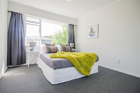 Photo of property in 2/24a Vine Street, Mangere East, Auckland, 2024