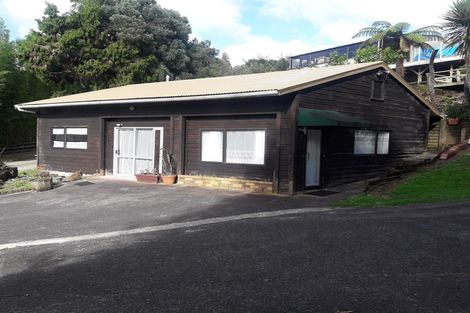 Photo of property in 274 Forest Hill Road, Waiatarua, Auckland, 0612