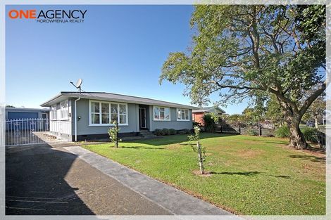 Photo of property in 42 Robinson Crescent, Westbrook, Palmerston North, 4412