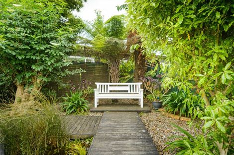 Photo of property in 21 Slacks Road, Awapuni, Palmerston North, 4412