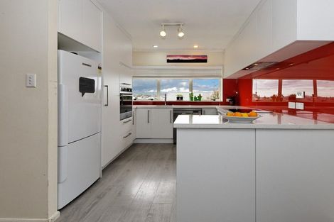 Photo of property in 259 Glengarry Road, Glen Eden, Auckland, 0602