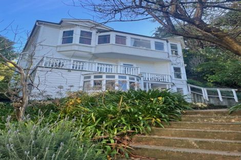 Photo of property in 56 Kelburn Parade, Kelburn, Wellington, 6012