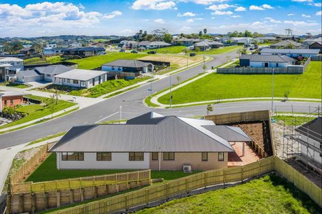 Photo of property in 13 Kia Kaha Drive, Snells Beach, 0920