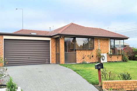 Photo of property in 19 Dumfries Drive, Hei Hei, Christchurch, 8042