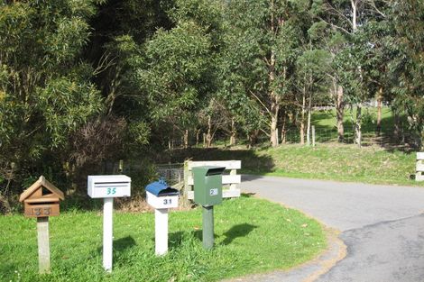 Photo of property in 35 Eucalyptus Way, Nikau Valley, Paraparaumu, 5032