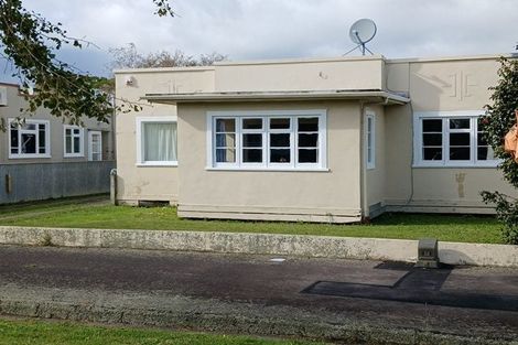 Photo of property in 76 Church Street, Awapuni, Palmerston North, 4412