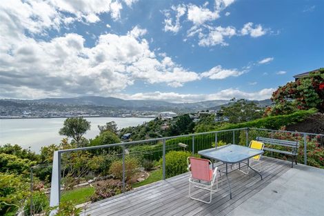 Photo of property in 121 Larnach Road, Vauxhall, Dunedin, 9013