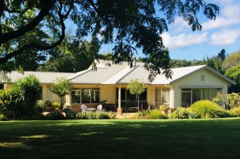 Photo of property in 1b Governors Heights, Whangamata, 3620