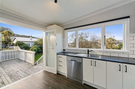 Photo of property in 11 Peter Street, Caversham, Dunedin, 9012