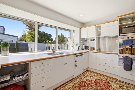 Photo of property in 16a Hamilton Avenue, Ilam, Christchurch, 8041