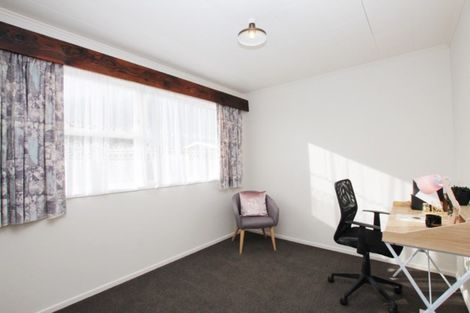Photo of property in 10 Clyde Street, Ferndale, New Plymouth, 4310