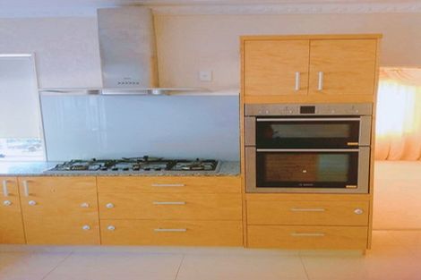 Photo of property in 35 Jane Eyre Drive, Somerville, Auckland, 2014