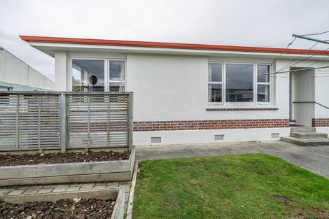 Photo of property in 1 Crombie Street, Gore, 9710