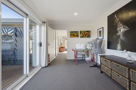 Photo of property in 9 Dalton Drive, Papamoa Beach, Papamoa, 3118