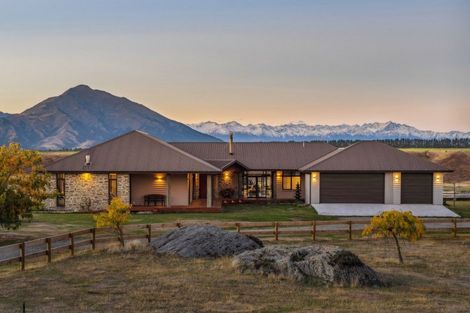 Photo of property in 182 Stevenson Road, Wanaka, 9382