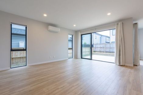 Photo of property in 29 Toanui Road, Hobsonville, Auckland, 0616