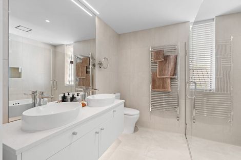 Photo of property in 57 Garden Road, Merivale, Christchurch, 8014