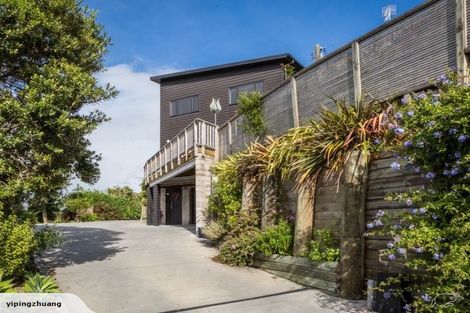 Photo of property in 8 Fitzroy Road, Bluff Hill, Napier, 4110