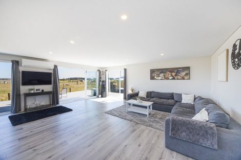 Photo of property in 18a Norton Street, Foxton Beach, Foxton, 4815