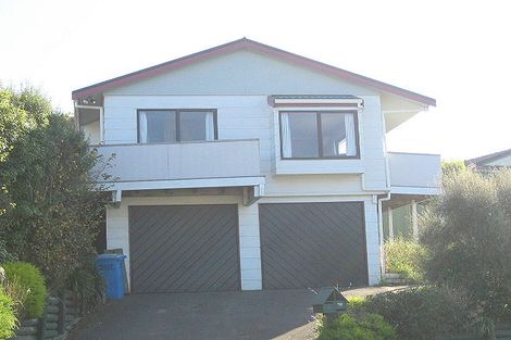 Photo of property in 25 Bodmin Terrace, Camborne, Porirua, 5026
