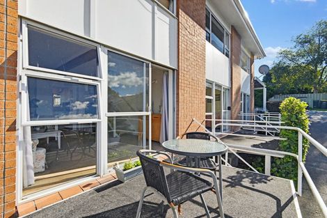 Photo of property in 3/16 Willerton Avenue, New Lynn, Auckland, 0600