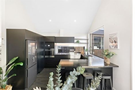 Photo of property in 21 Soudley Court, Jacks Point, Queenstown, 9371