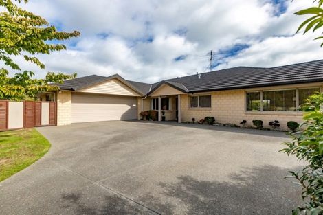 Photo of property in 7 Ashleigh Way, Waikanae Beach, Waikanae, 5036