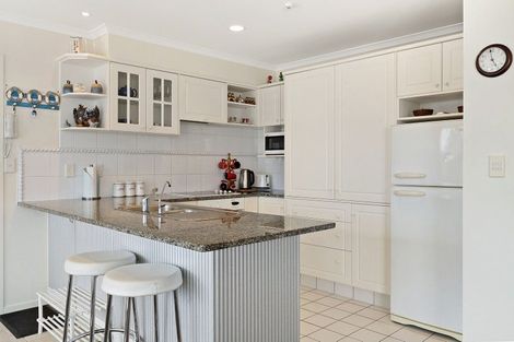 Photo of property in 6/19 Victoria Road, Mount Maunganui, 3116