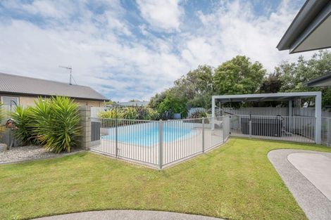 Photo of property in 25 Kitakita Grove, Motueka, 7120