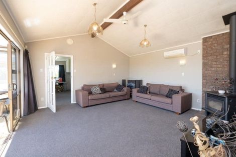 Photo of property in 180 Katene Road, Normanby, Hawera, 4675