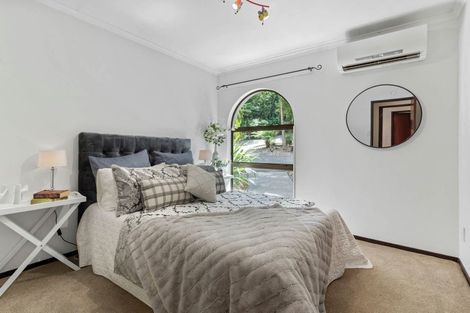 Photo of property in 49a Advene Road, Cockle Bay, Auckland, 2014