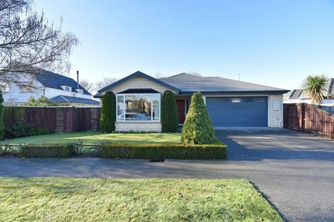Photo of property in 36 Withells Road, Avonhead, Christchurch, 8042