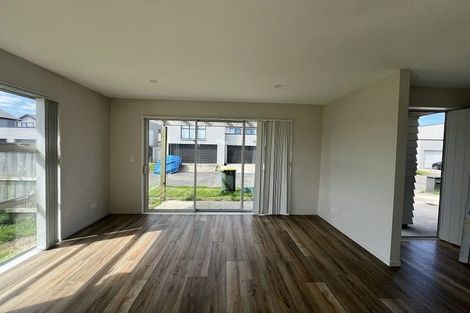 Photo of property in 17 Kapia Drive, Takanini, 2112