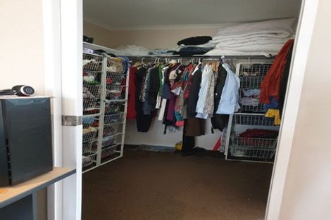 Photo of property in 86 San Marino Drive West, Henderson, Auckland, 0612