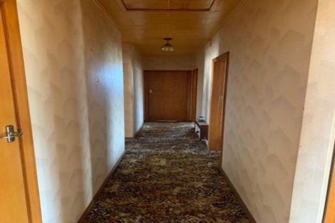 Photo of property in 35 Egmont Street, Hawera, 4610