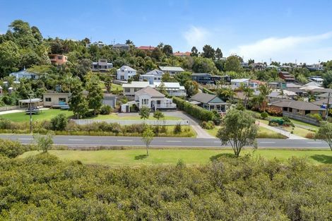 Photo of property in 34 Beach Road, Onerahi, Whangarei, 0110