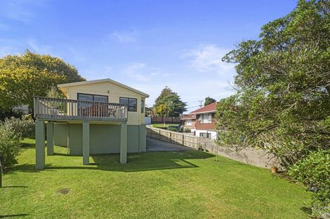 Photo of property in 133a Vodanovich Road, Te Atatu South, Auckland, 0610