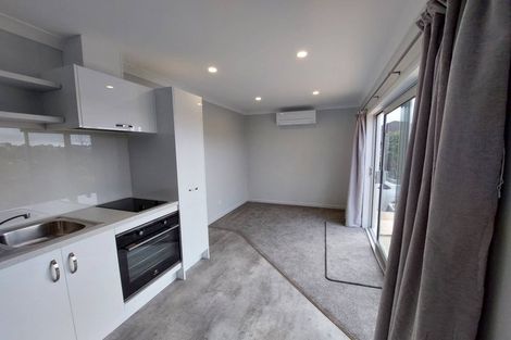 Photo of property in 122a Heta Road, Highlands Park, New Plymouth, 4312