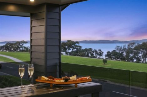 Photo of property in 54 Weatherly Drive, Beachlands, Auckland, 2018