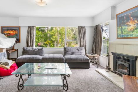 Photo of property in 86 Lindsay Road, Levin, 5510