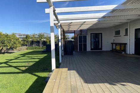 Photo of property in 63 Middle Road, Havelock North, 4130