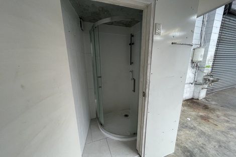 Photo of property in 1/17 View Road, Glenfield, Auckland, 0627