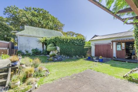 Photo of property in 2 King Edward Avenue, Papakura, 2110